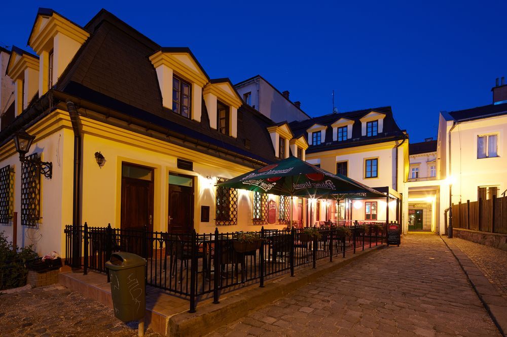 Hotel Nelly Kellys Trutnov Exterior photo